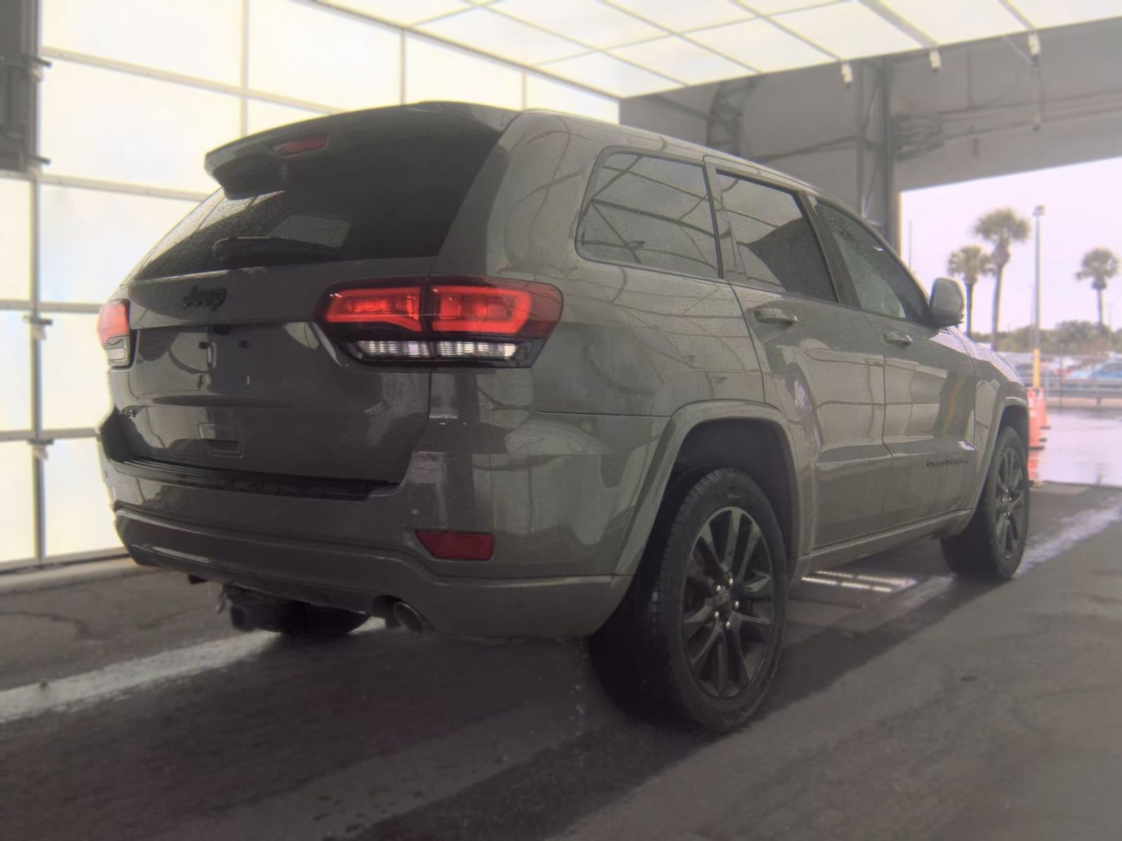 2020 Jeep Grand Cherokee Altitude Edition