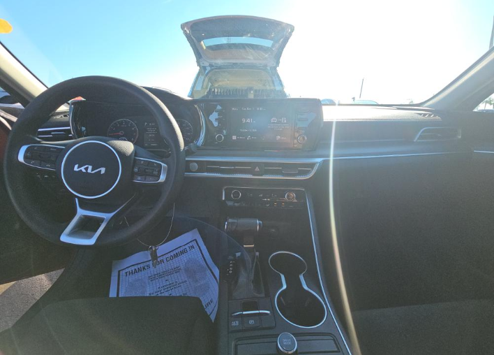 2022 Kia K5 LXS
