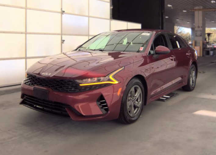2022 Kia K5 LXS