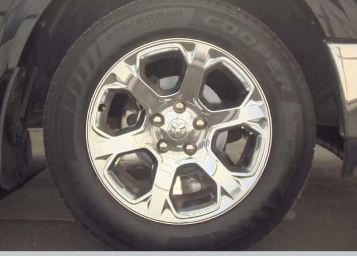 2018 RAM 1500 Laramie Crew Cab