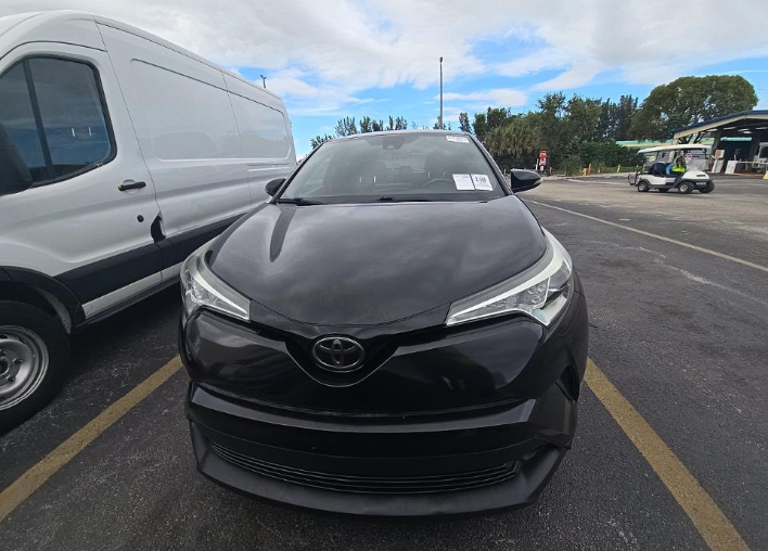 2018 Toyota C-HR XLE